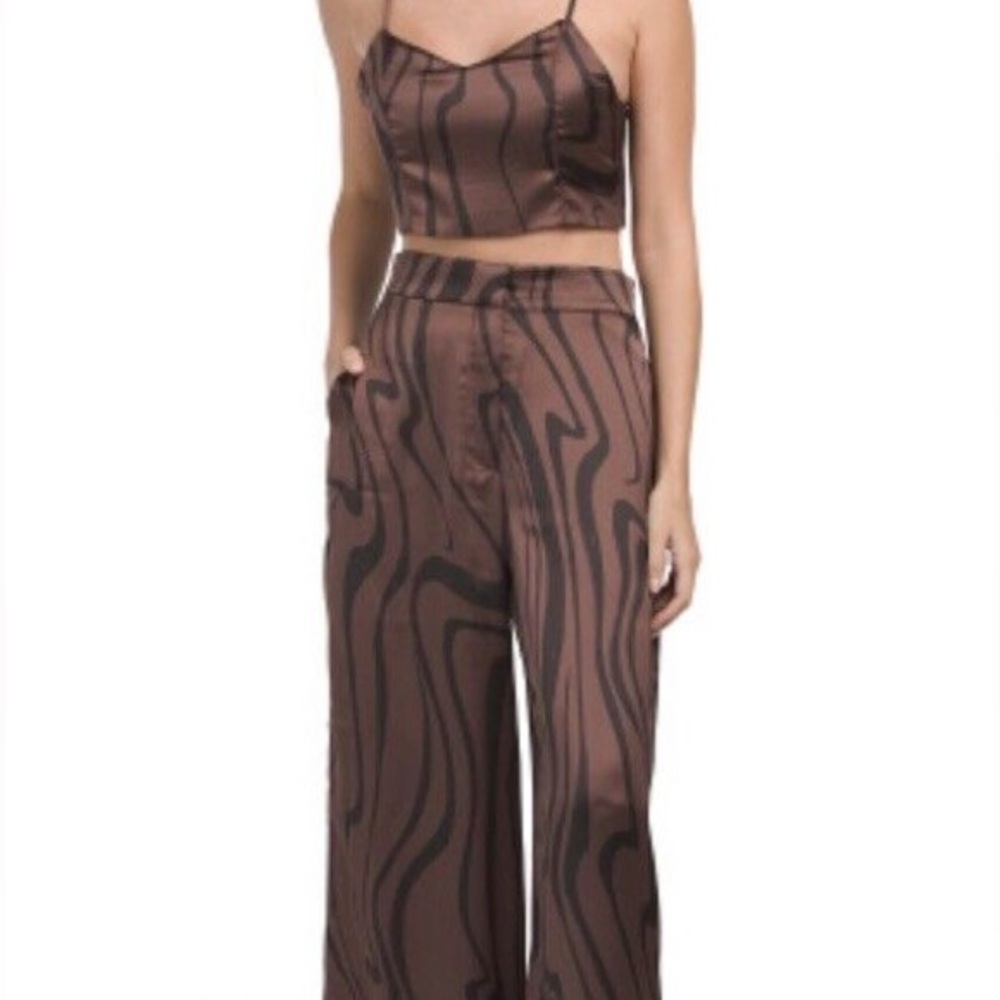House of Harlow 2 Pc Set